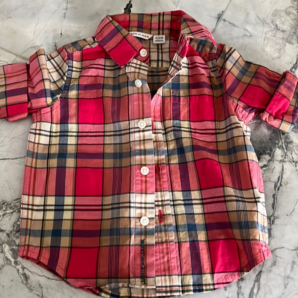 Long sleeve pink plaid Button down shirt